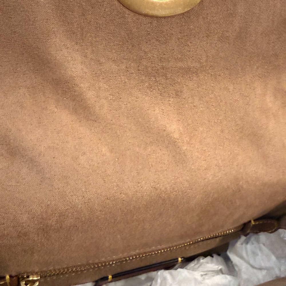 Coach Leather Shoulder/Crossbody Bag with Chunky Gold Chain Strap - Picture 8 of 12